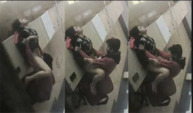 College Classroom Mein BF GF ki Chudai Viral Video