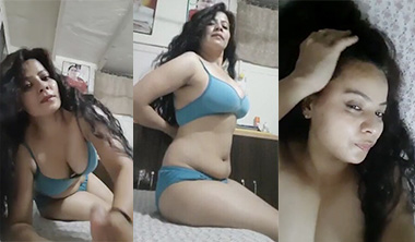 Horny Indian Milf Showing Pussy Hard Pussy New Mms