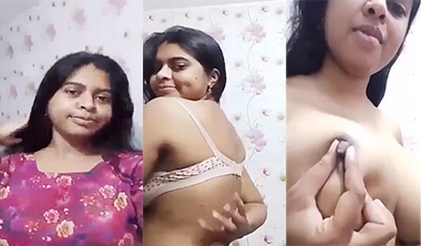 Tanker Bengali Girlfriend Showing Boobs & Pussy